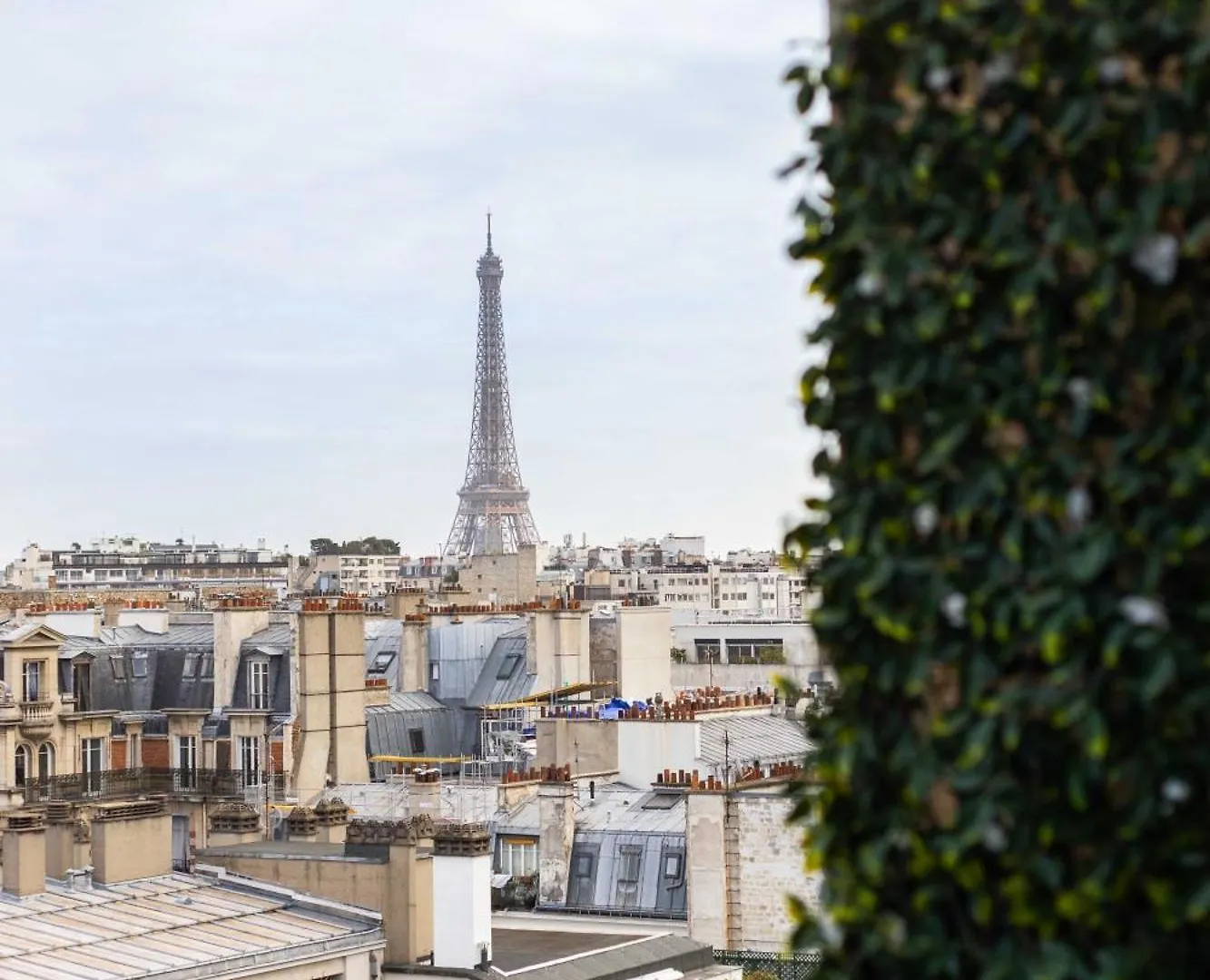 パリCharming Duplex - 1Br-4P - Eiffel Tower Viewアパートメント パリ